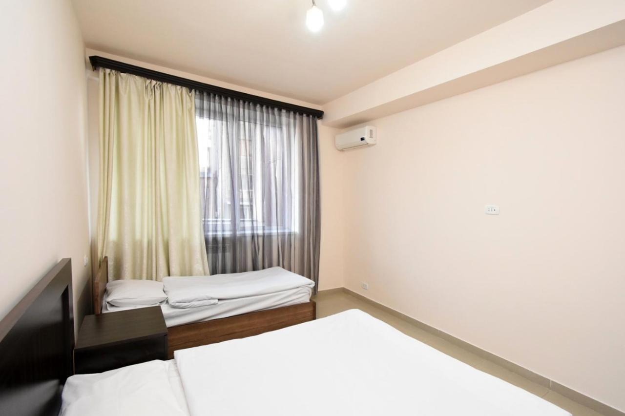 Mini Hotel Ереван Екстериор снимка