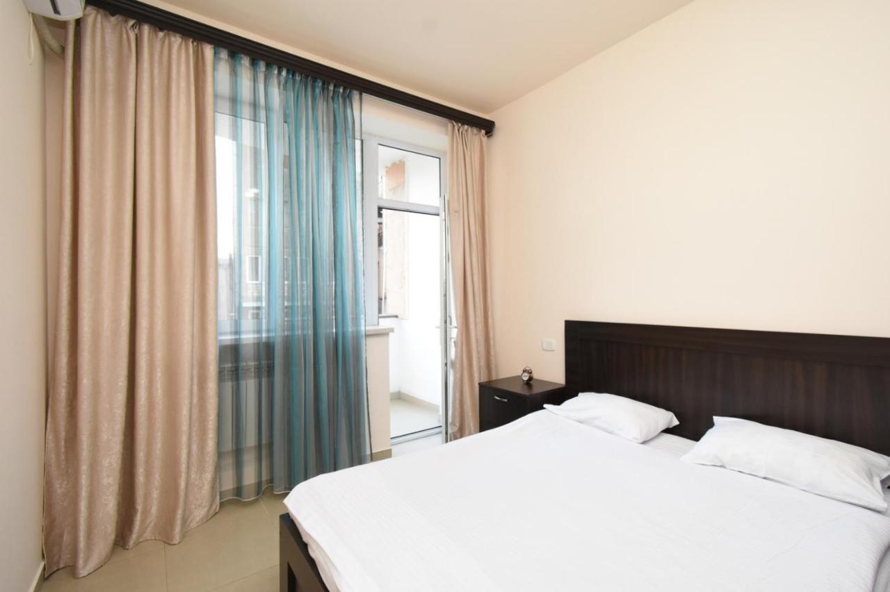 Mini Hotel Ереван Екстериор снимка