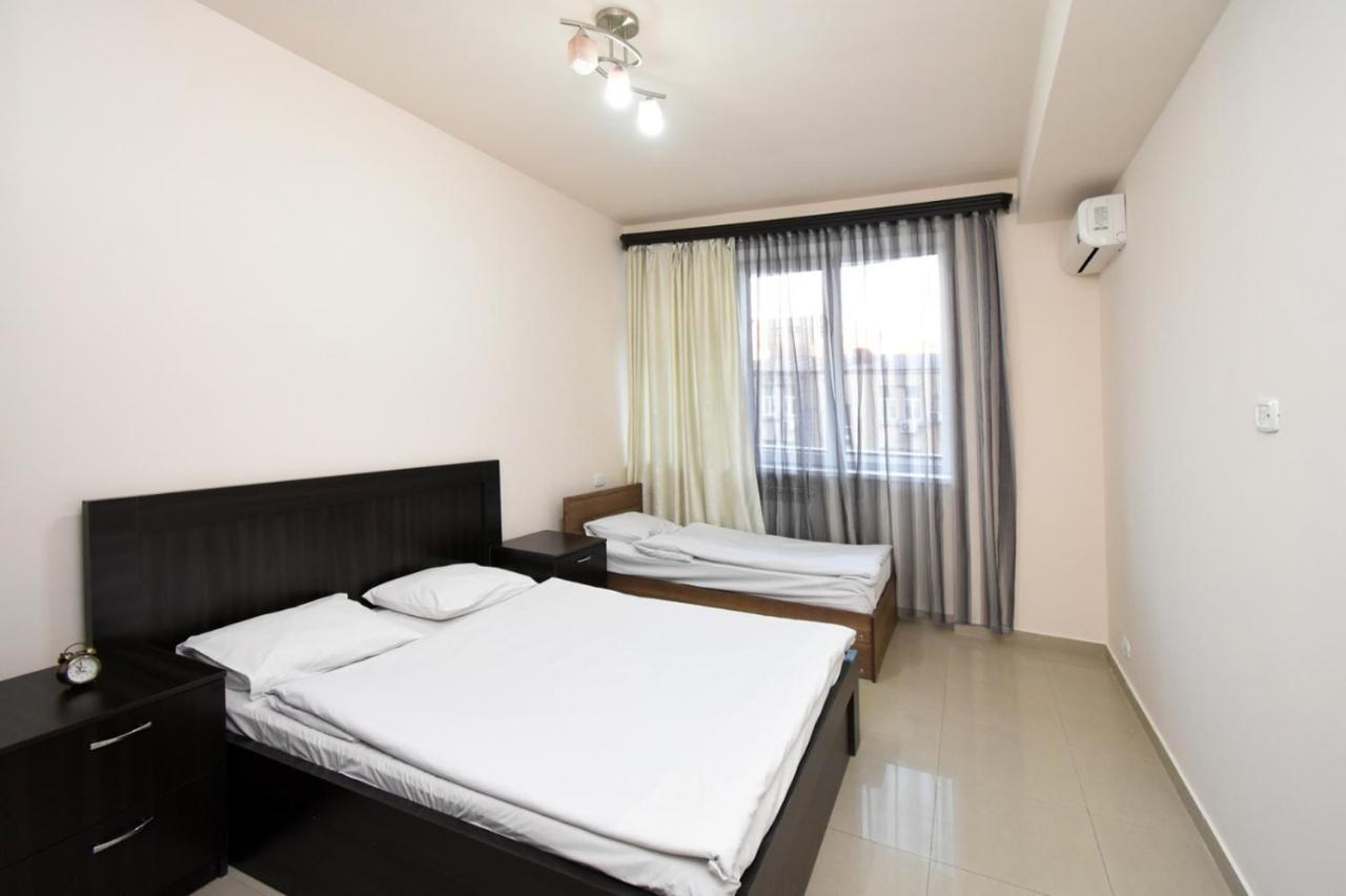 Mini Hotel Ереван Екстериор снимка